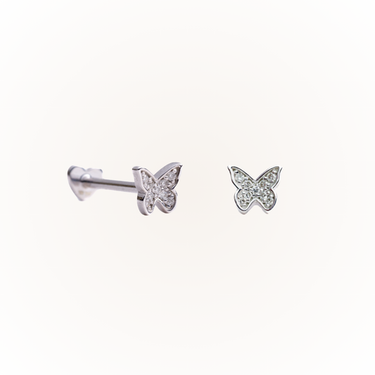 Metamorfosis en oro blanco - Pendiente de rosca plana con diamante