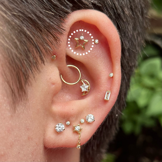 Fame – Star Outline Cubic Zirconia Threadless Flat Back Stud