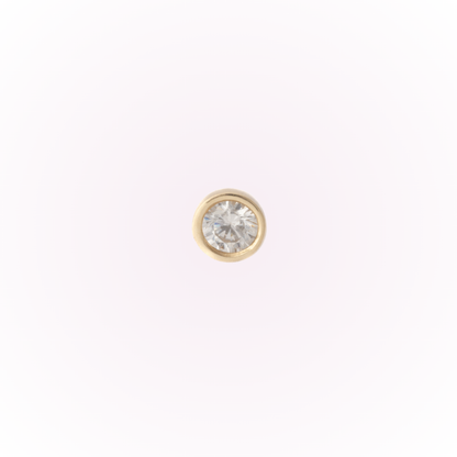 Bisel minimalista en oro amarillo – Tornillo plano sin rosca