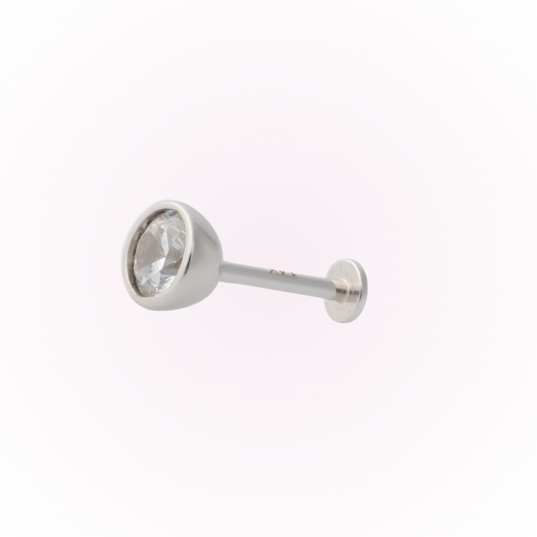 Bisel minimalista en oro blanco – Tornillo plano sin rosca