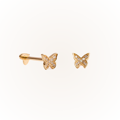 Metamorfosis en oro amarillo - Pendiente de rosca plana con diamante