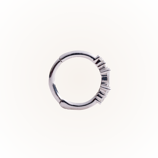 Style in White Gold - Diamond Seamless Hinged Hoop