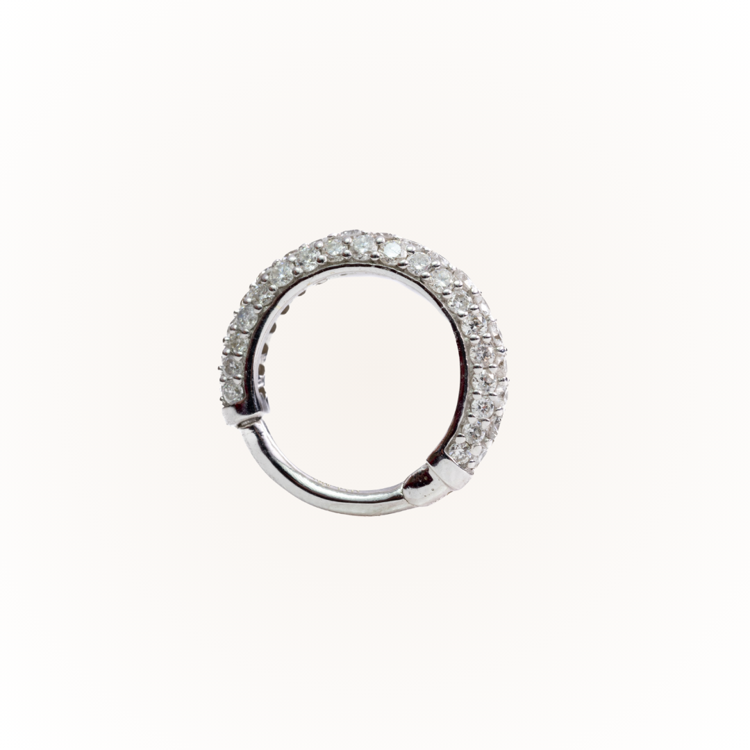 Eterno en oro blanco - Aro articulado sin costuras con diamantes