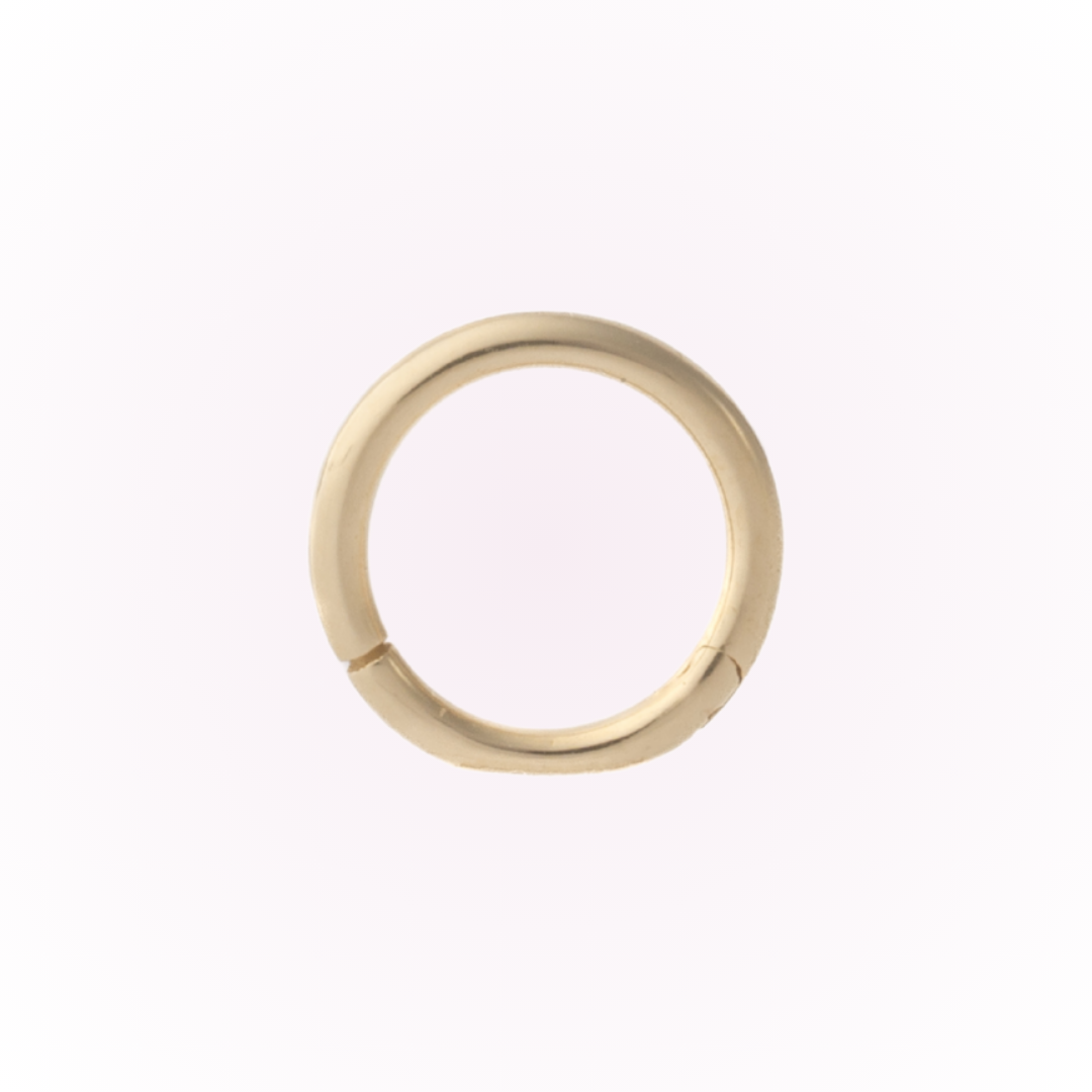 Pendientes de aro minimalistas con bisagra en oro amarillo – Pendientes de aro con bisagra sin costuras