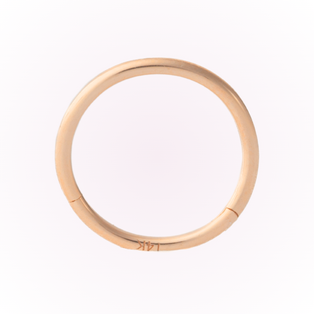 Pendientes de aro minimalistas con bisagra en oro rosa - Pendientes de aro con bisagra sin costuras