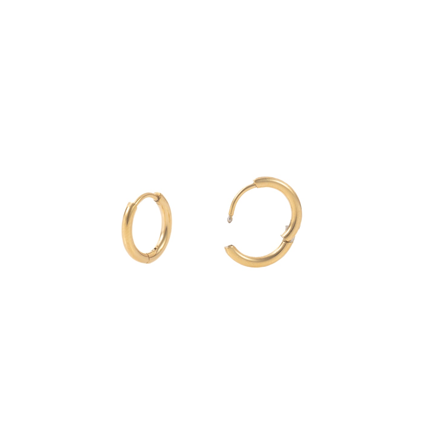 "Victoria" 1.5mm thickness in Gold Plated – Sold as a Pair or Individually