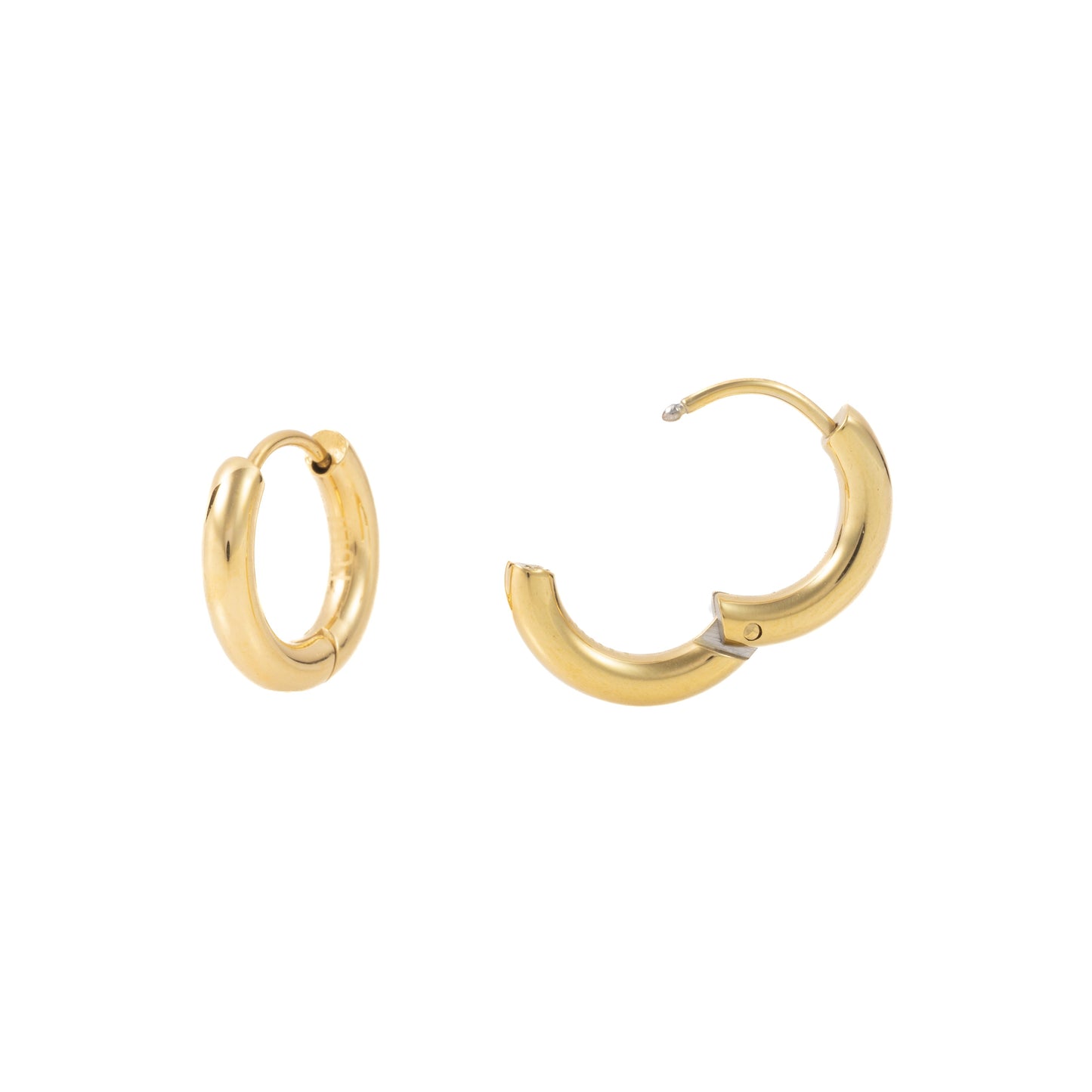 "Victoria" 3mm thickness in Gold Plated – Sold as a Pair or Individually